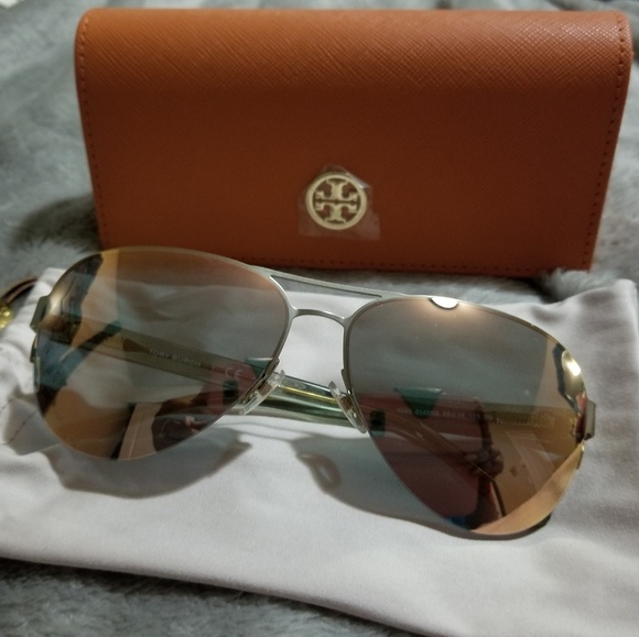💯Tory Burch mirrored sunglasses - Picture 1 of 3